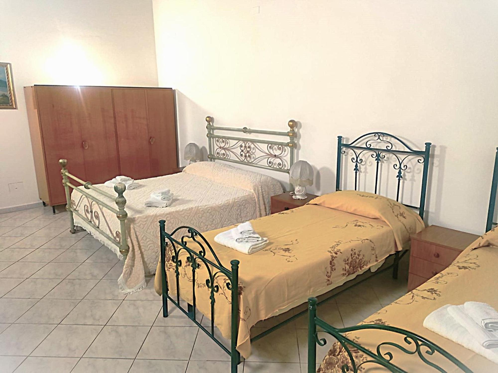 Apartamento Palazzo Barone Muzio Palermo Exterior foto